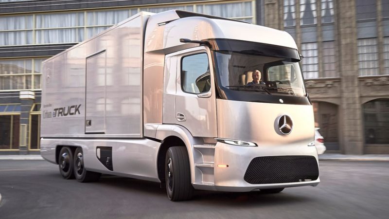 Mercedes' electric truck, SMB Logistics